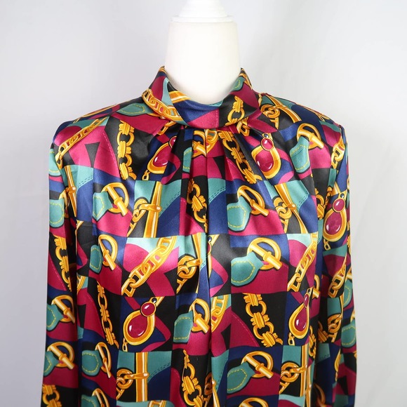 Vintage 90s pink and blue abstract chain print satin mockneck blouse 10 - Picture 2 of 5
